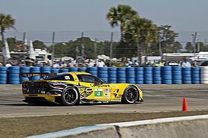 My pics from 12 hours of Sebring-h2rgvet.jpg