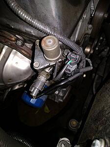 Can someone help me identify this oil leak?-few95ca.jpg