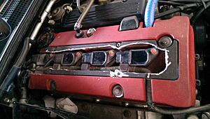 Spark plug cover removal gone wrong.-ctchsq8.jpg